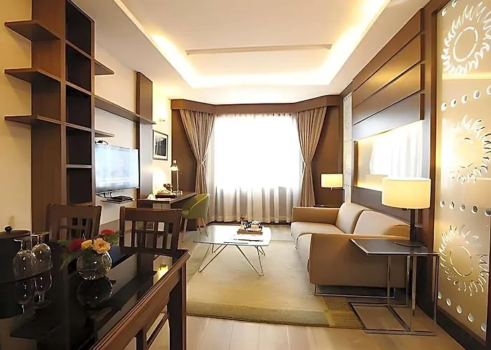Royal Singi Hotel 4*