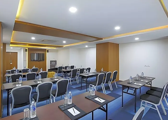 Royal Singi Hotel